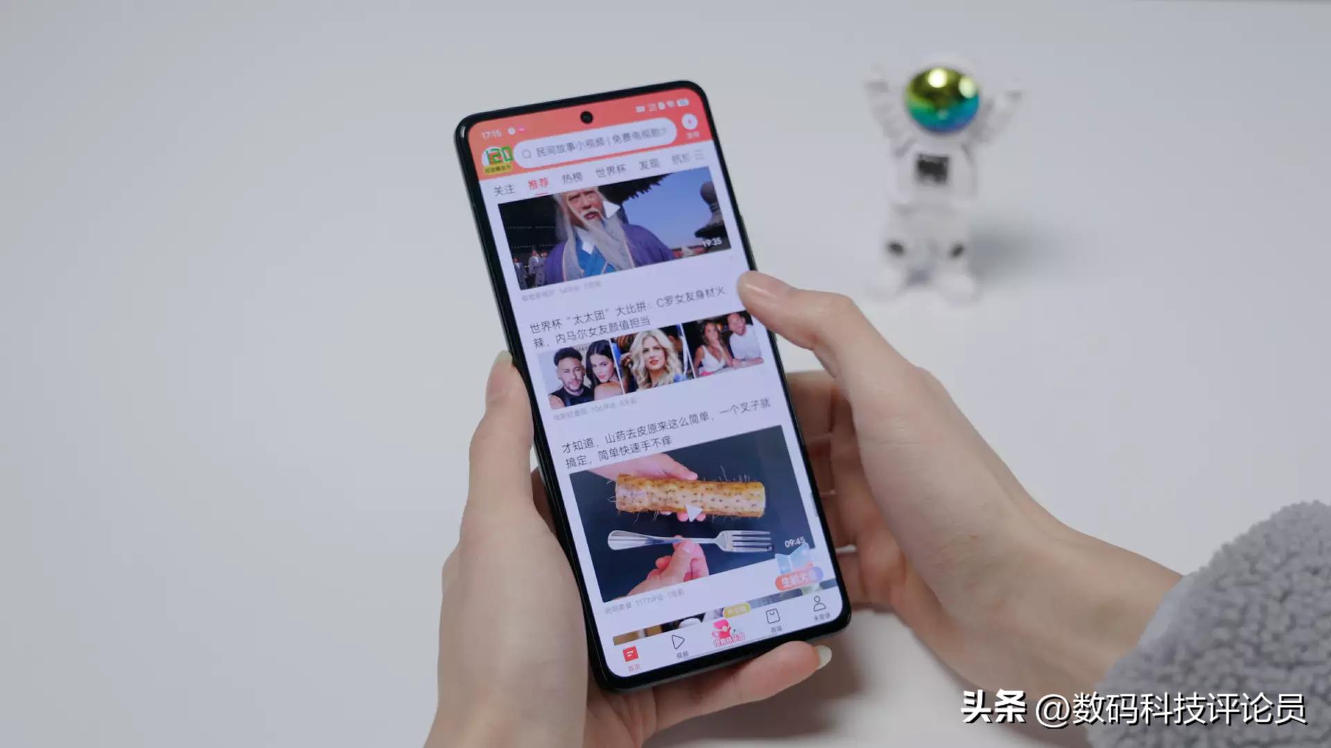 iqoo11pro跟vivox90哪个更值得,iqoo11与vivox90哪个值得入手