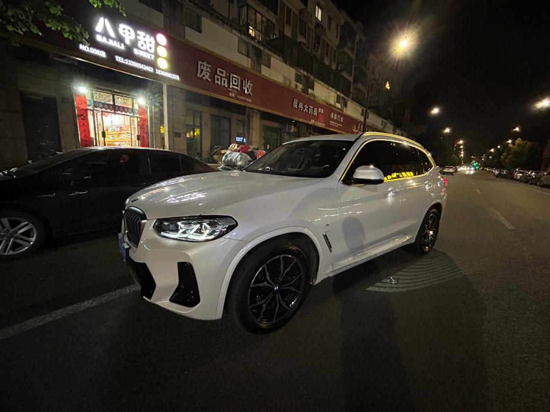 买宝马新x3的理由,宝马x3有必要贴漆吗