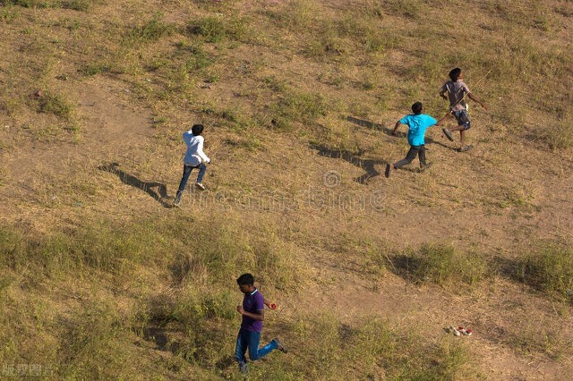 我们六七十年代读书是什么样子的,回忆70年代上小学时的场景