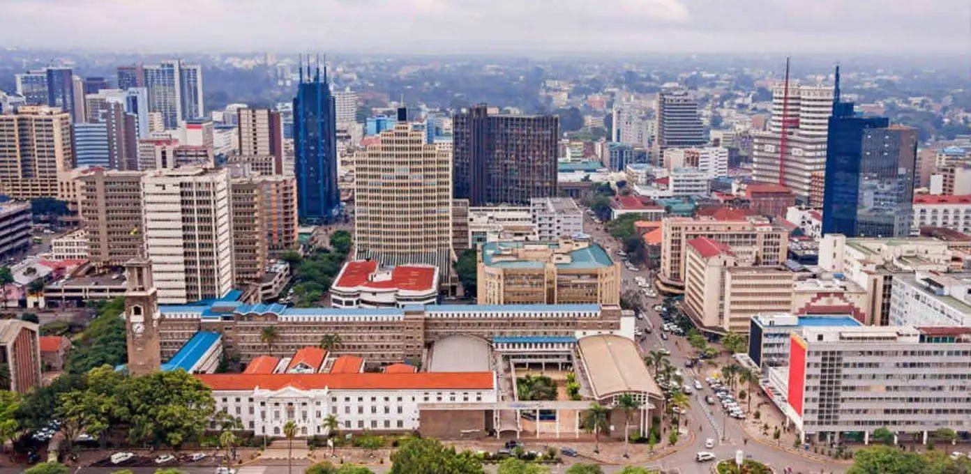 一贫如洗的非洲小国，如何被“天降*男猛**”带领成“非洲奇迹”？