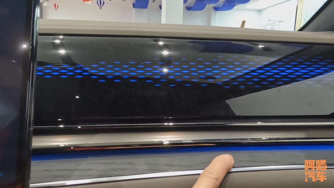 比亚迪技术比不上特斯拉么,比亚迪技术不侵权么