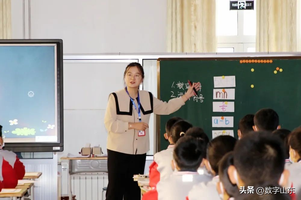 青岛君峰路中学,青岛李沧区君峰路中学