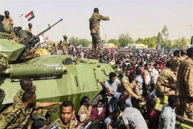 苏丹：中国进军非洲开发石油的桥头堡，如今为何危机四伏？