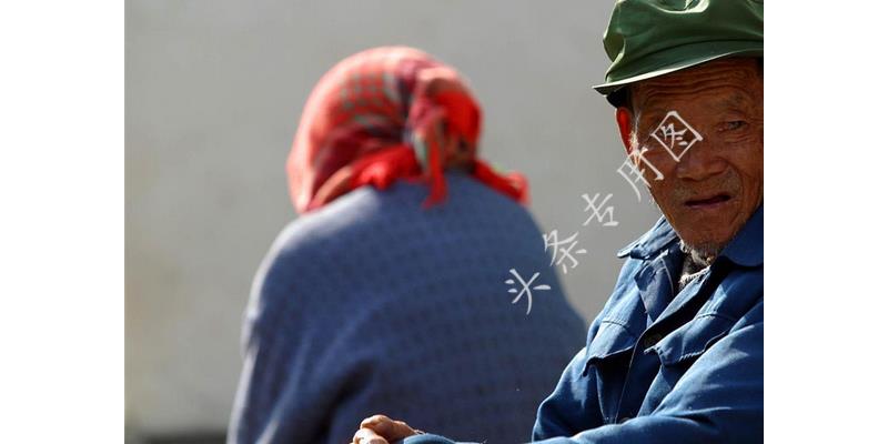 商量结婚女方不同意,男女订婚女方提出分手不退彩礼