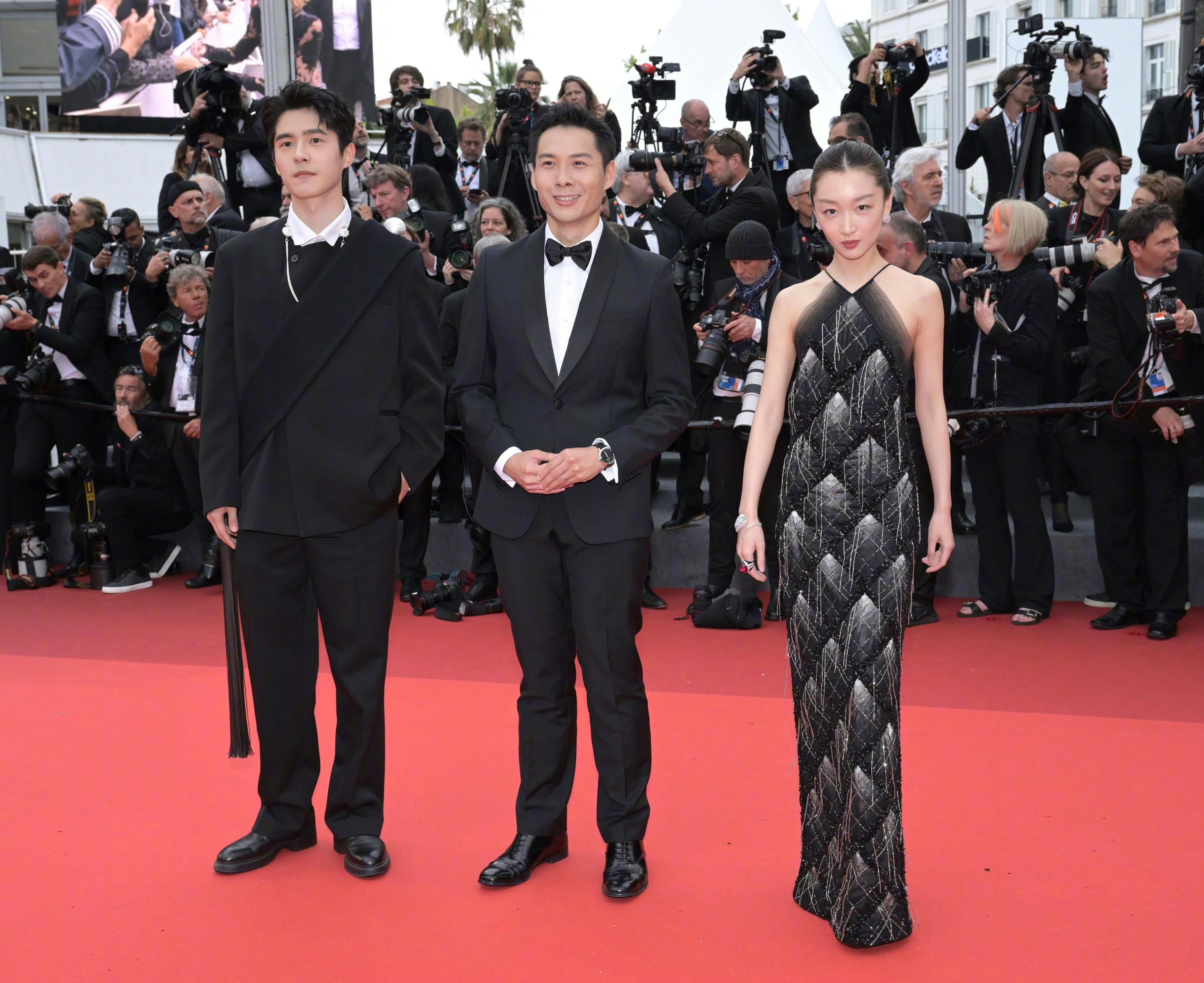 周冬雨面相分析,周冬雨早期后期面相