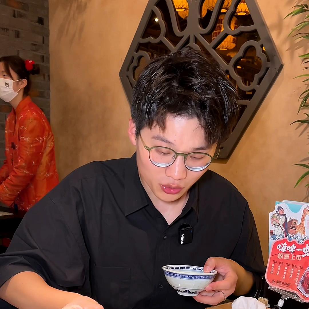 再也不用跑到扬州泰州吃早茶了在咱们*京大南**牌档也可以吃...