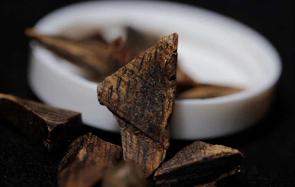 从300元到16万一克，涨幅堪比房价，奇楠是不是炒作？