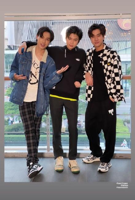 他泰一眼万年的外观2：南农的酒窝，呆的喉结，普明的耳边痣