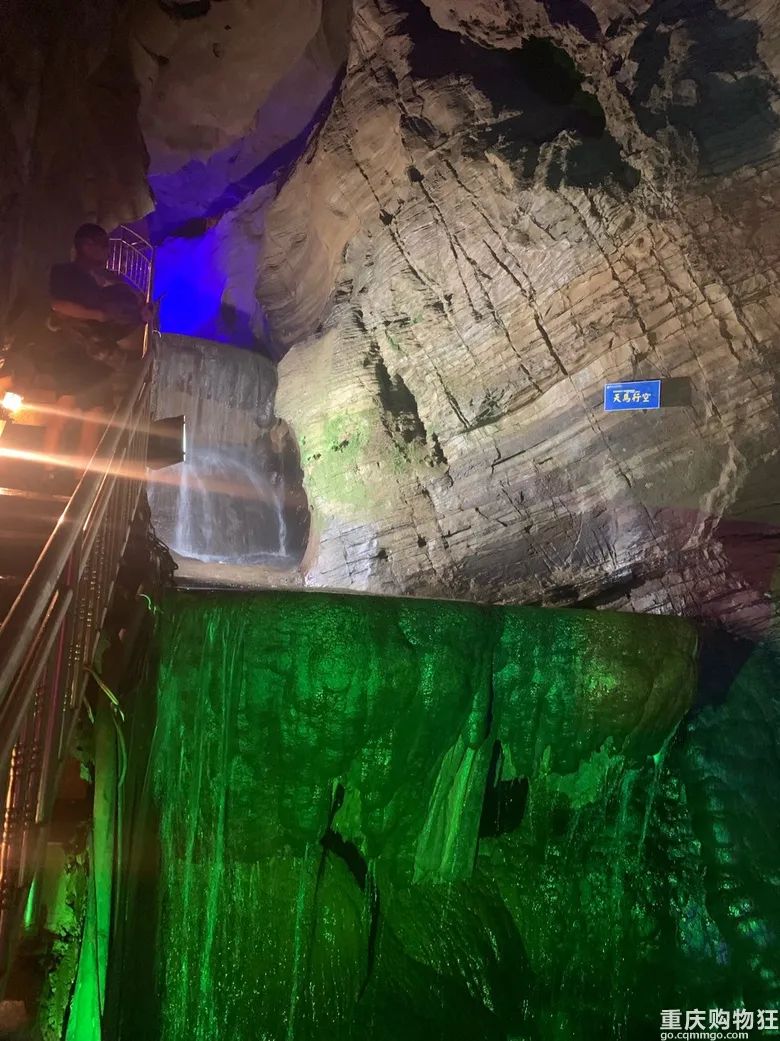 恒温18度避暑好去处,恒温18度地下溶洞
