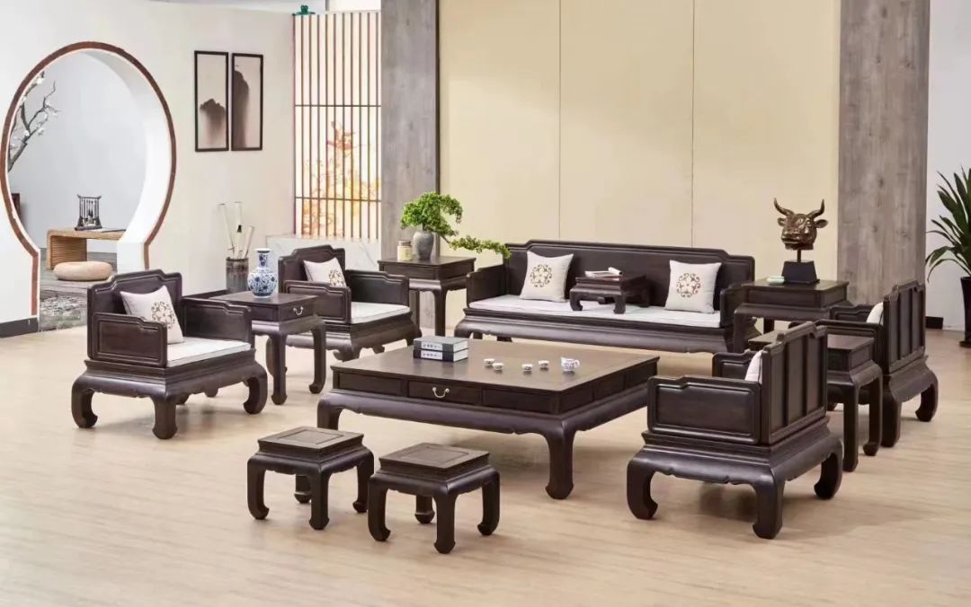 后悔了，“赚钱看客厅，存钱看卧室”，如此，家庭兴旺的不二法门