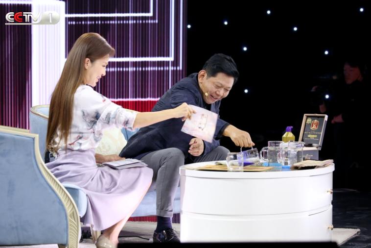 国际著名艺术家曹骏,曹俊艺术照片