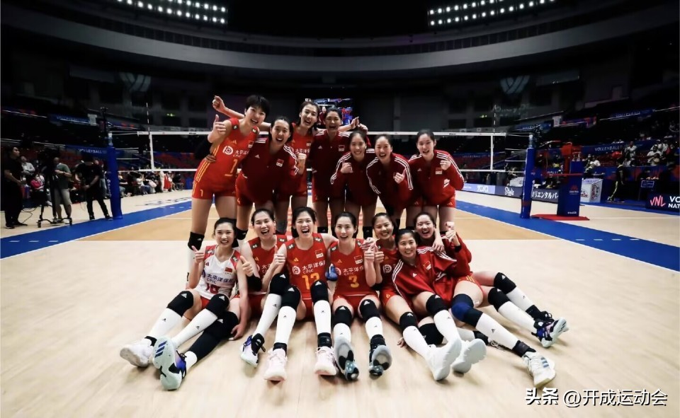 央视直播+完整赛程表：太激动，中国女排3-2战胜巴西，李盈莹26分