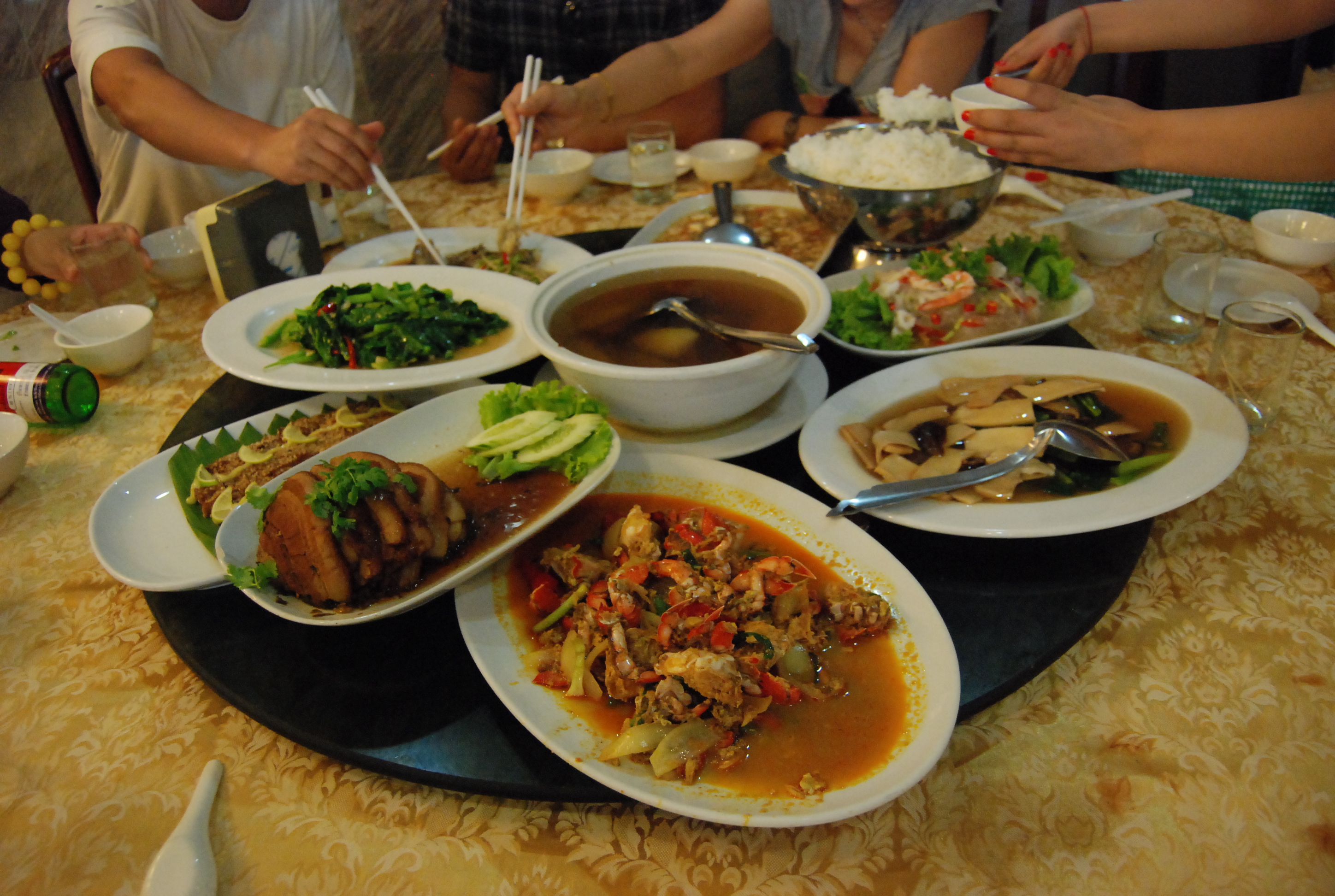 泰国三亚旅游对比,三亚和泰国旅游选择哪里