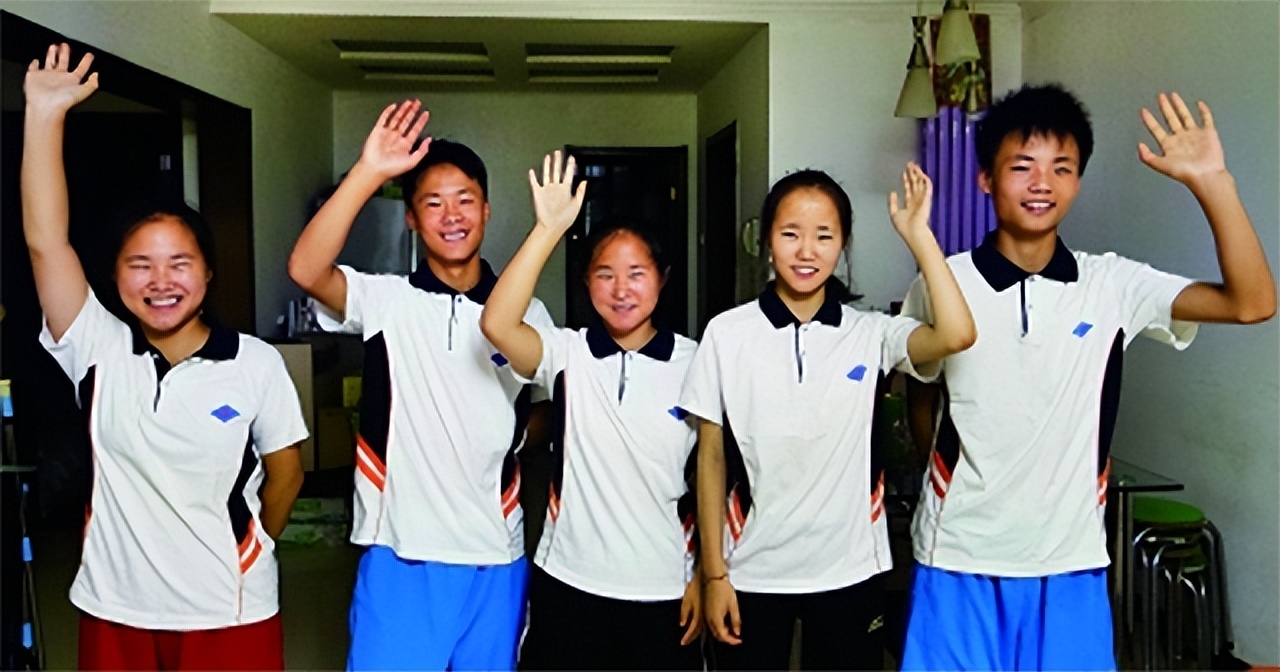 五胞胎妈妈20年前生下五胞胎,五胞胎的妈妈为什么后悔了