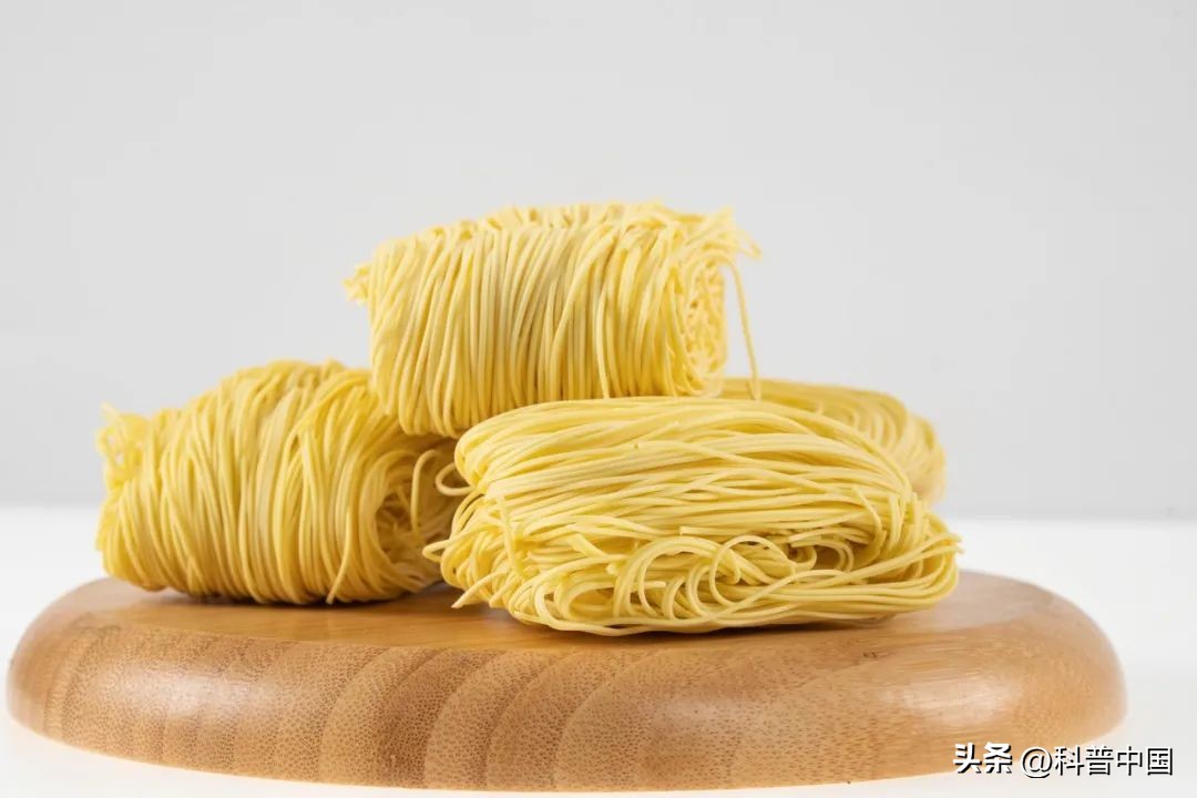 狂飙猪脚面片段,狂飙猪脚面正宗做法