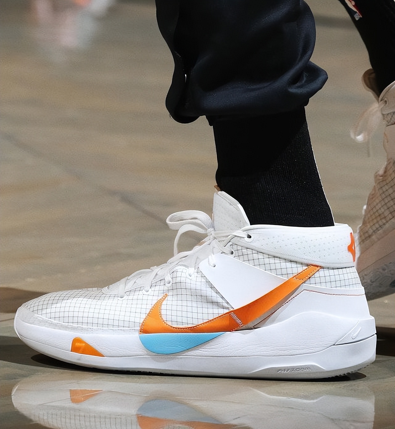 nba杜兰特最超神表现的比赛 (杜兰特单场得分新高)