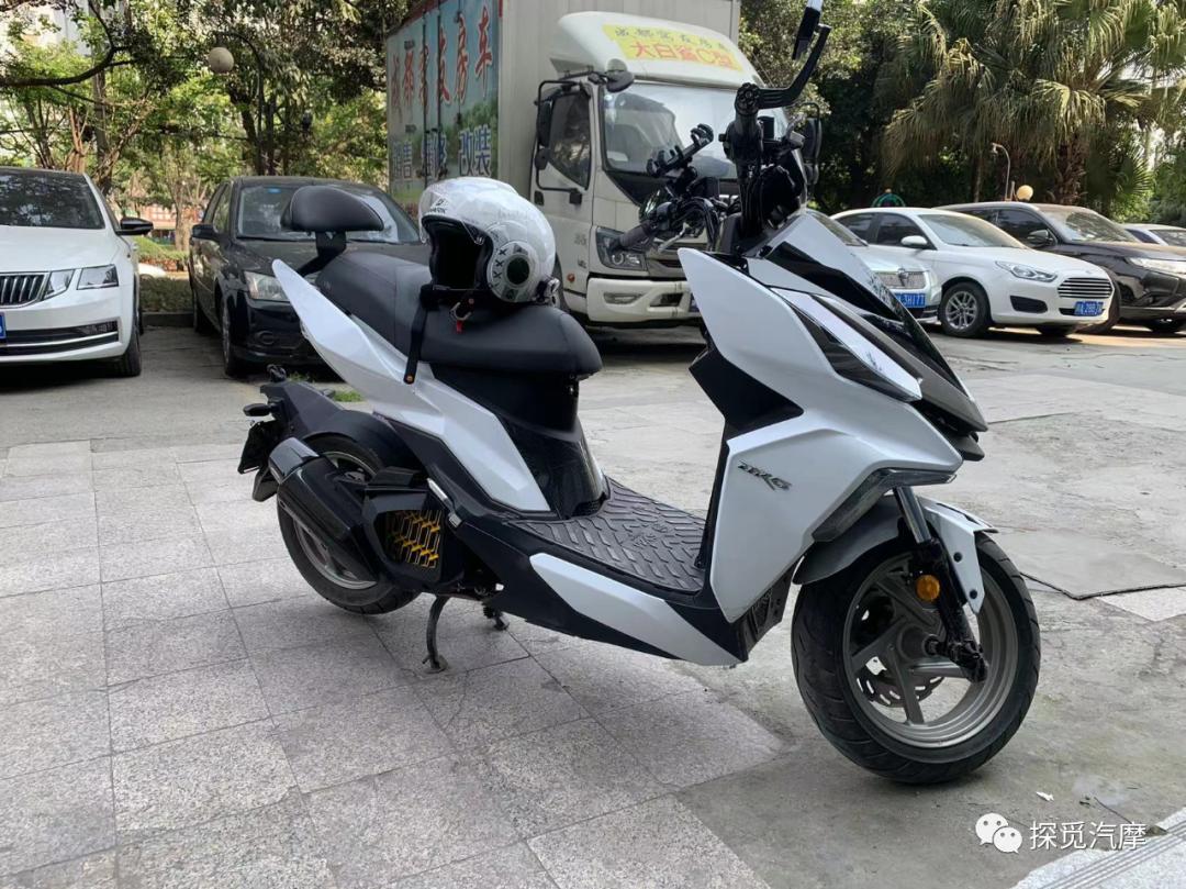 光阳krv180对比三阳drg158,雅马哈nvx155和三阳drg158