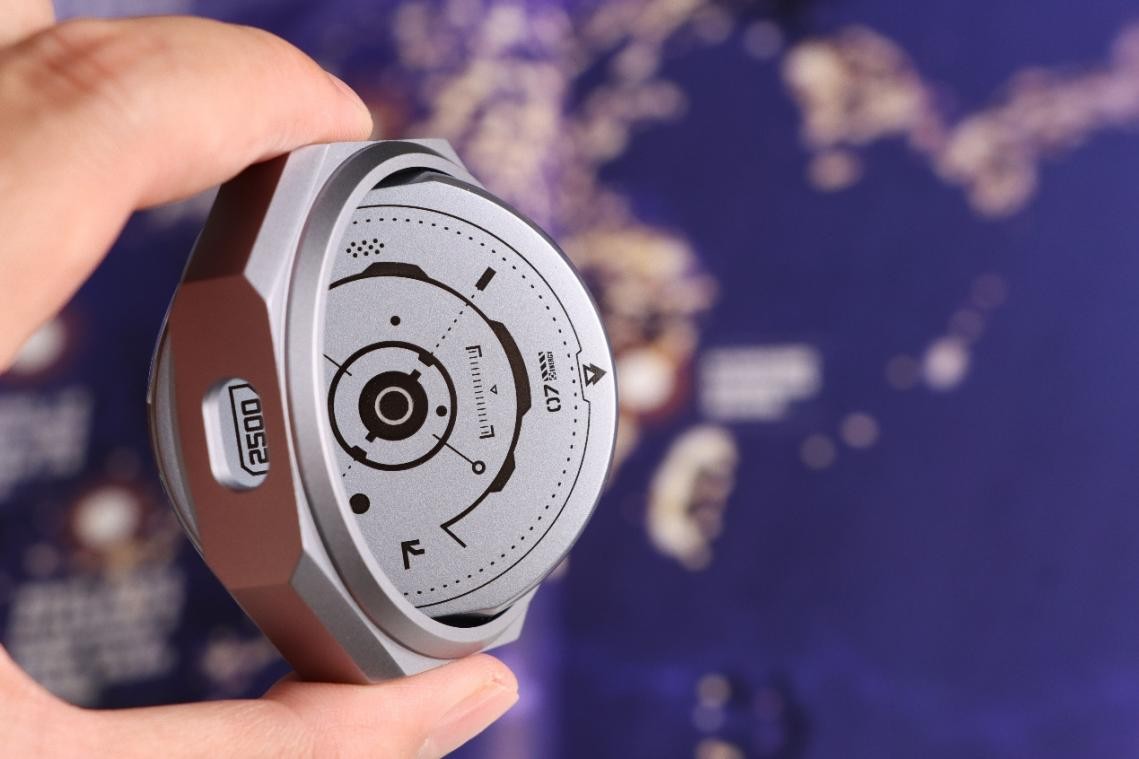 流浪地球联名礼盒版,songx流浪地球联名