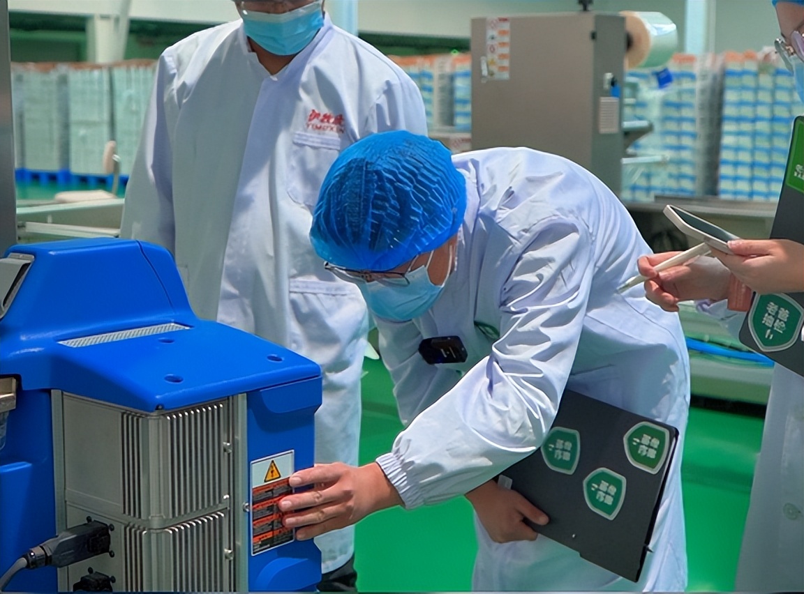 老爸评测伊利牛奶,伊牧欣褐牛奶老爸测评