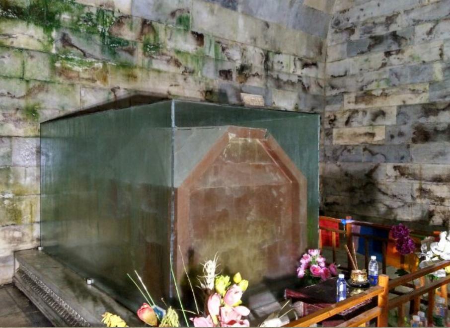 慈禧死后尸体为何不腐,慈禧遗体被扔棺外40天