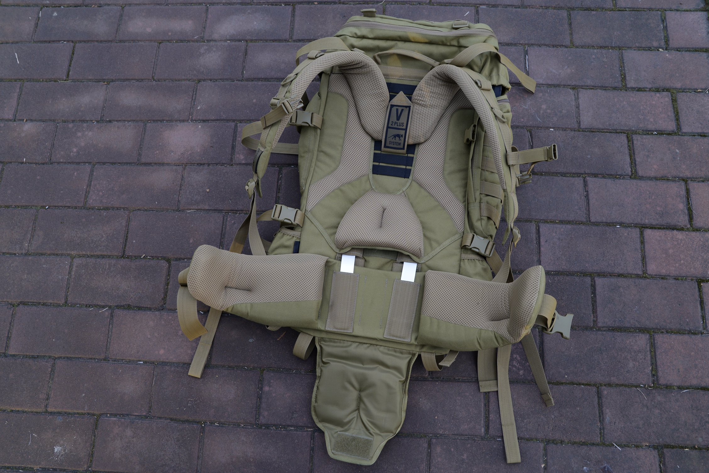 塔虎15l背包对比赫利肯背包,塔虎45l模块化战术背包橄榄绿