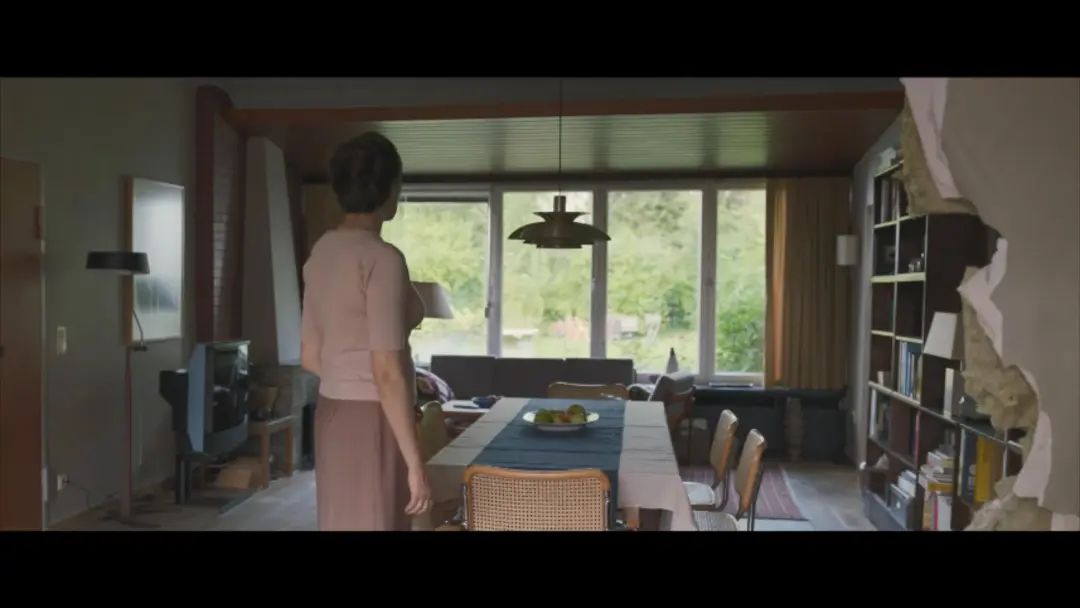 对不起，这个锅，不该她背