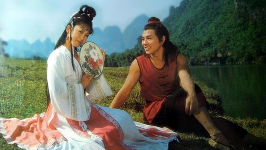 黄秋燕和李连杰有几个孩子,黄秋燕的两个女儿还认李连杰吗