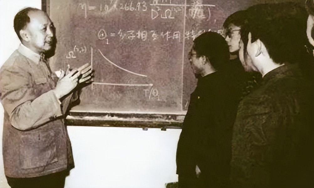 中国东风导弹之父梁思礼,中国导弹之父用英语怎么说