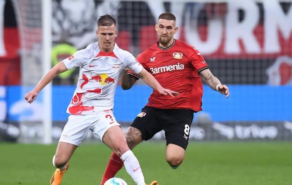 故意炒作？西班牙国脚平平无奇却遭3大豪门哄抢，他自己也有点飘