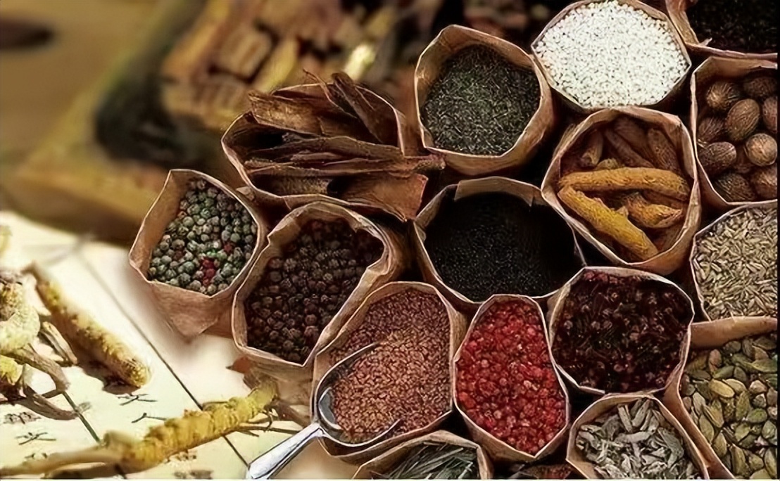 身上有牛皮癣为啥还一直出小红点,全身长满红疙瘩牛皮癣