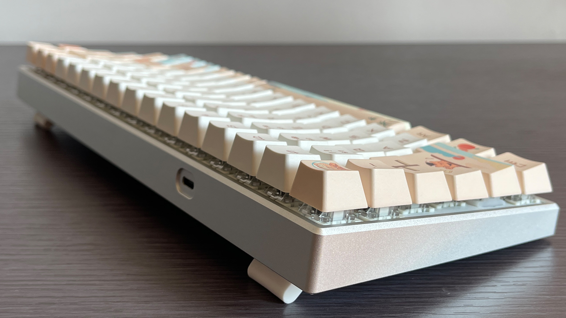 雷柏v500pro多模键盘测评,雷柏9350g无线刀锋键盘评测