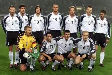 看我和我的父辈观后感二年级,对中国男足的看法和建议