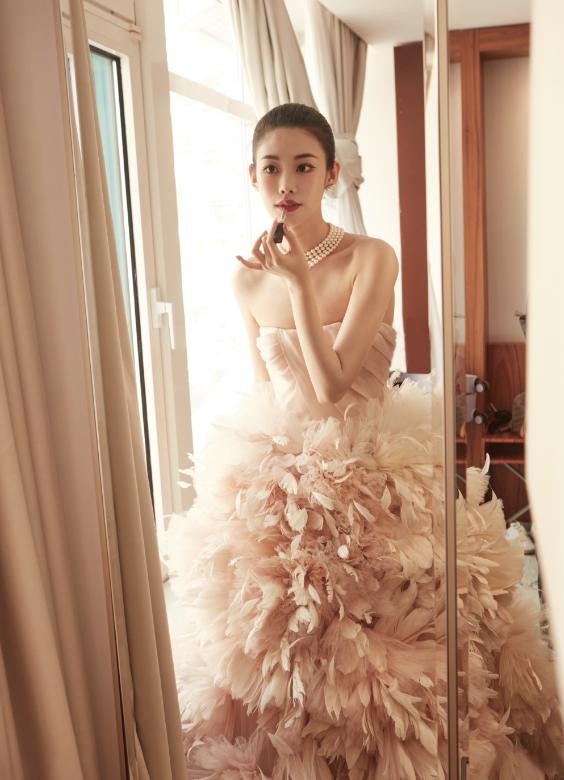 范冰冰戛纳红毯华美瞬间回顾,范冰冰曾经的戛纳红毯