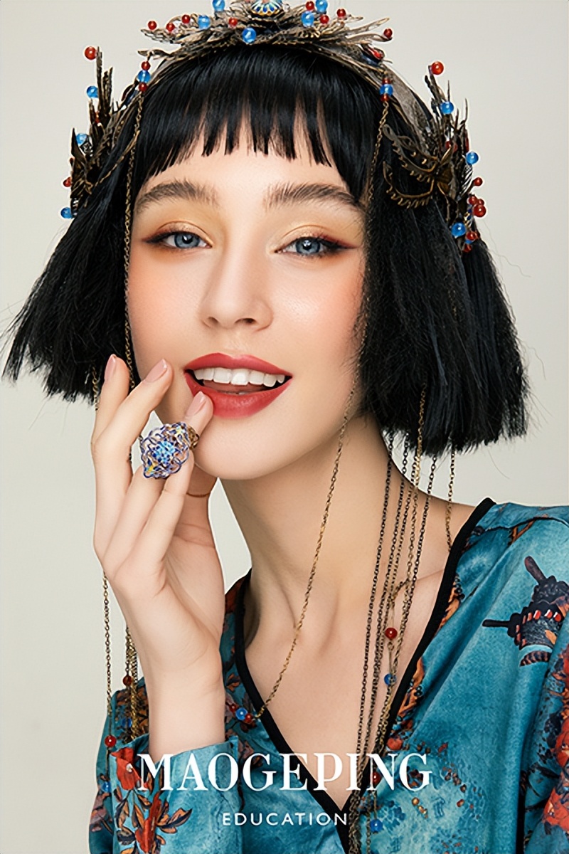 在北京想学个人化妆找谁学,在北京想学习给自己化妆去哪里学