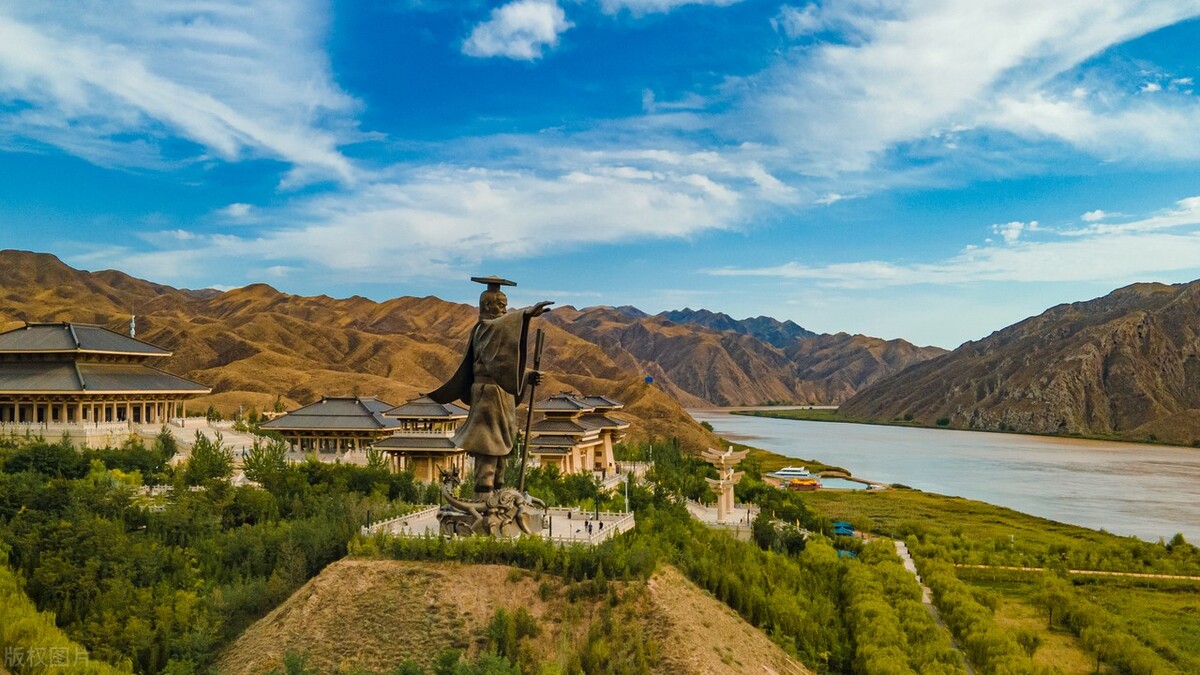 秦朝是中国第一个什么的朝代,夏朝第一个朝代是尧还是禹建立