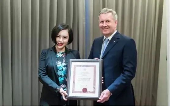 揭开微商背后的人性陷阱,微商暴露人性