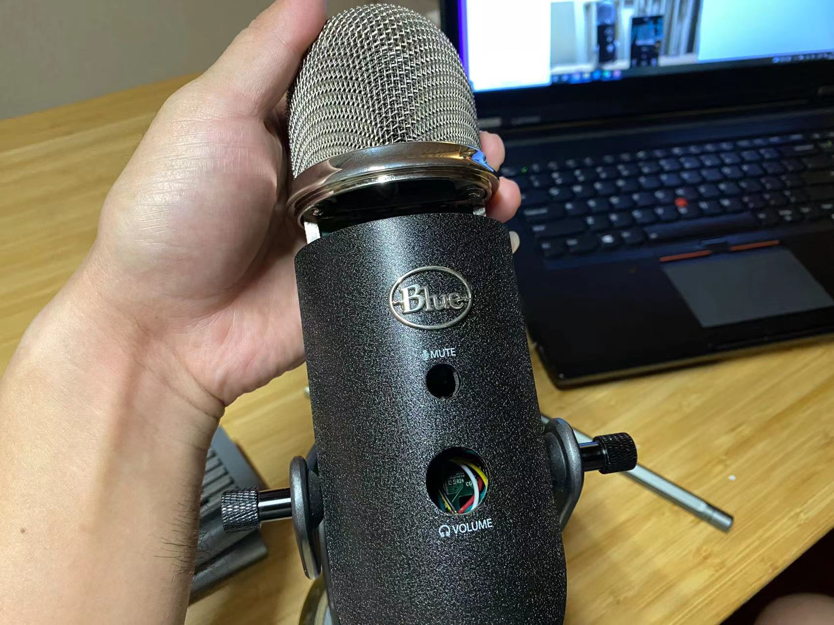 blueyeti麦克风拆测版,大雪怪pro麦克风