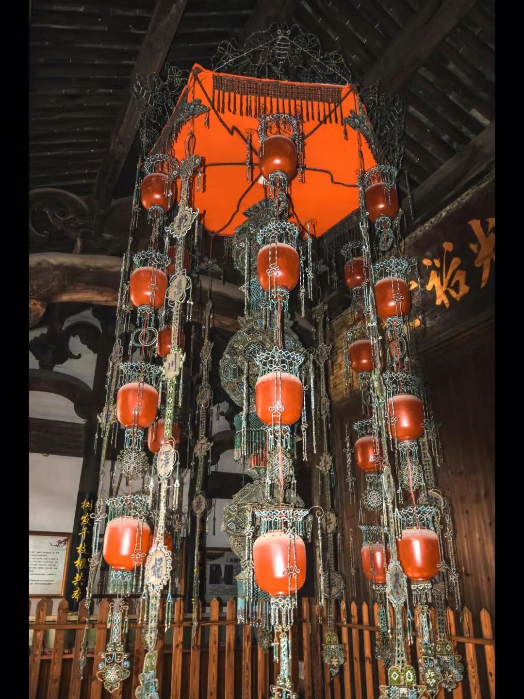 这座被赚钱耽误的浙江小县城，藏着无数吃货惦记的世界美食