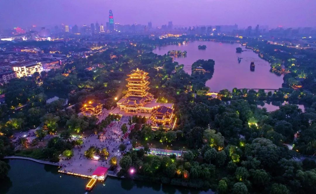 最近济南热门打卡地,济南景区火爆出圈