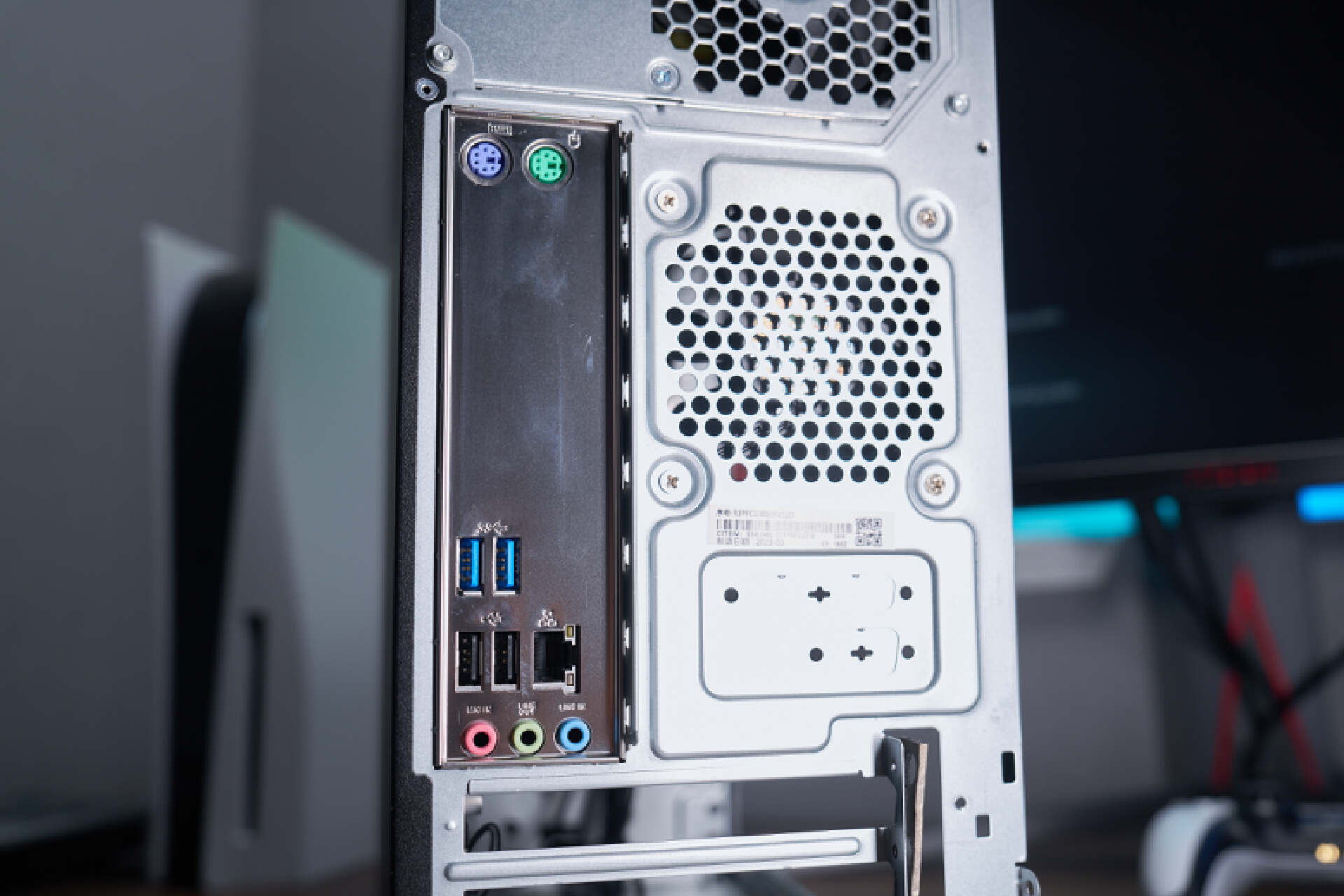 华硕天选x2023台式机改装,华硕天选x2023台式加硬盘