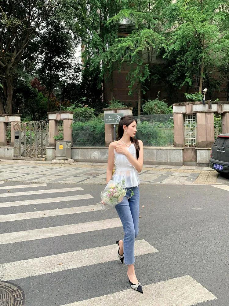 女人的脚要是有裂痕要怎么办,女人脚有裂痕