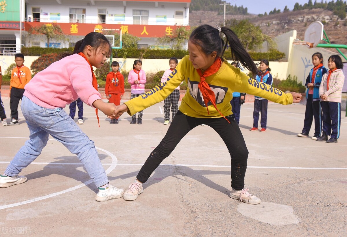 雨中的快乐作文二年级,下雨的烦恼优秀作文