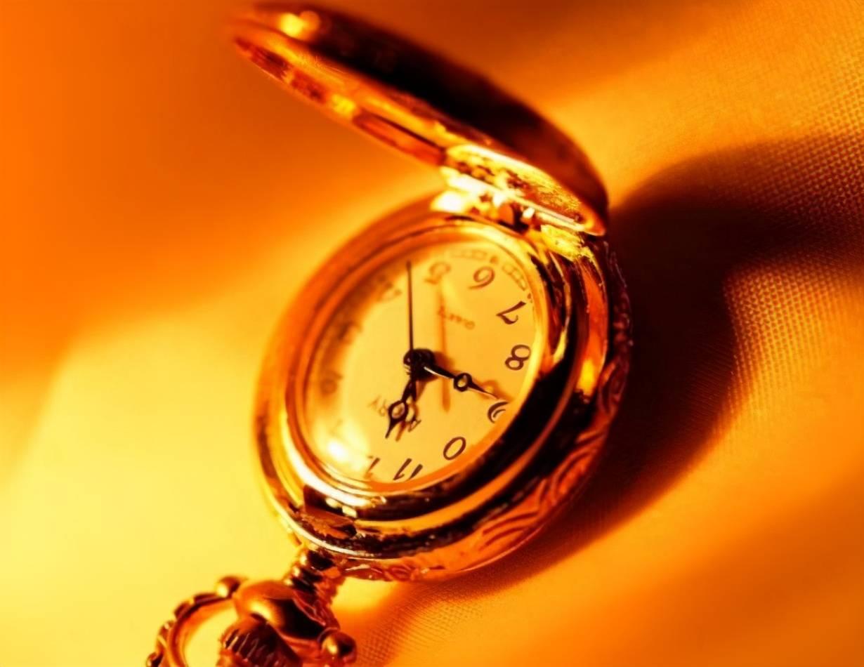 中老年补钙氨糖软骨素,中年妇女补钙还是补氨糖