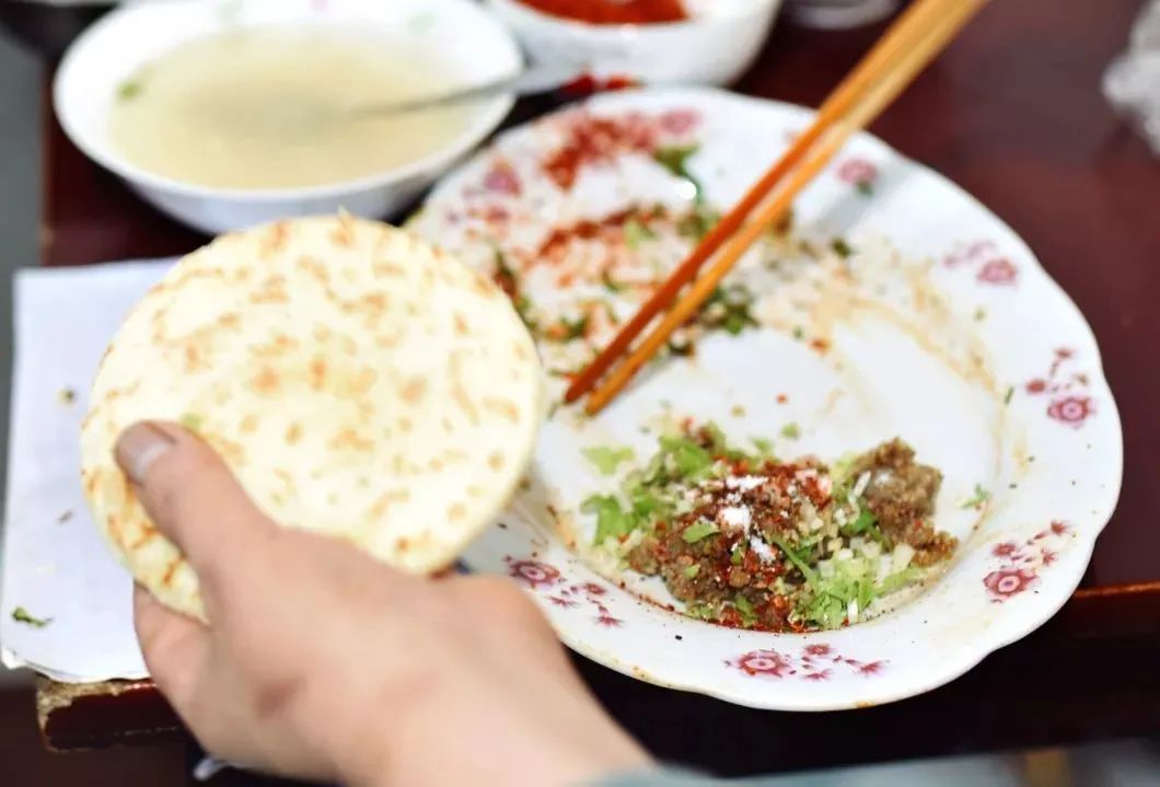 闈掔鏃呮父,鐪夊北闈掔