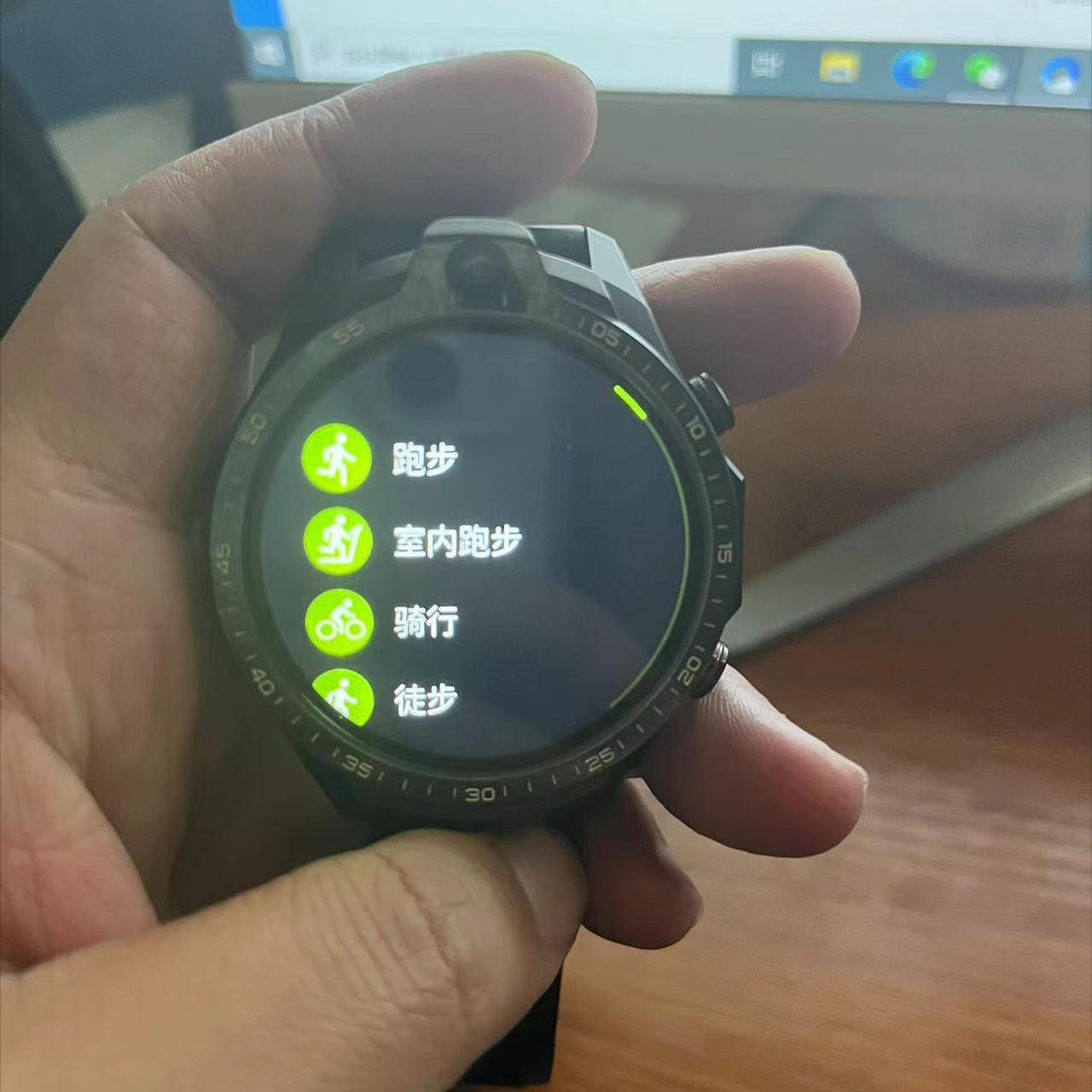 jeep黑骑士手表铠测评,jeep黑骑士铠和荣耀版有啥区别