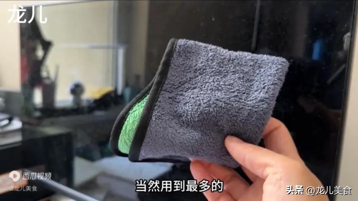 电视屏幕脏了该怎么擦最干净,电视屏幕脏了能用洗涤灵擦吗