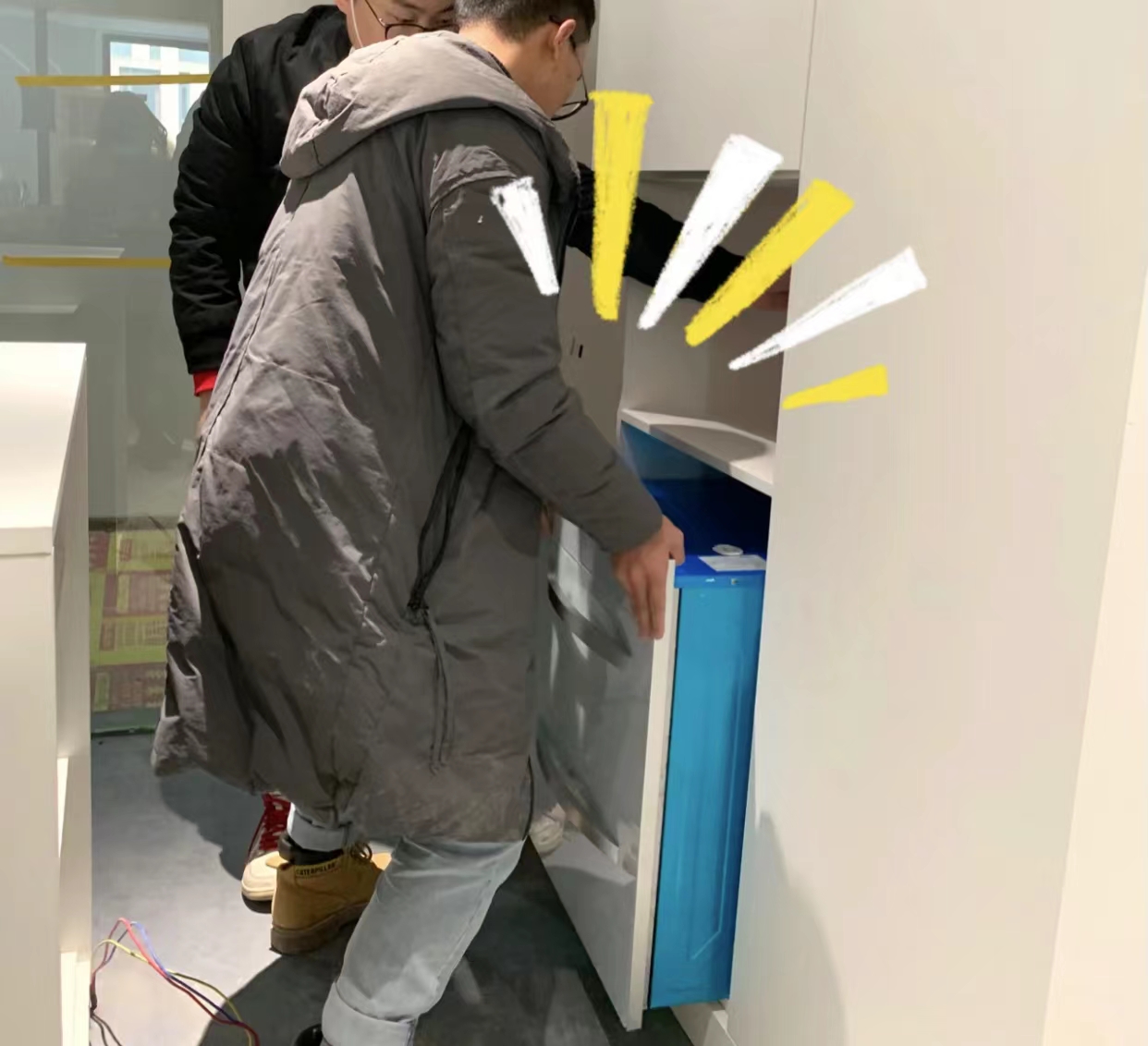 隐藏式智商税,阳台做隐藏式晾衣架是不是智商税