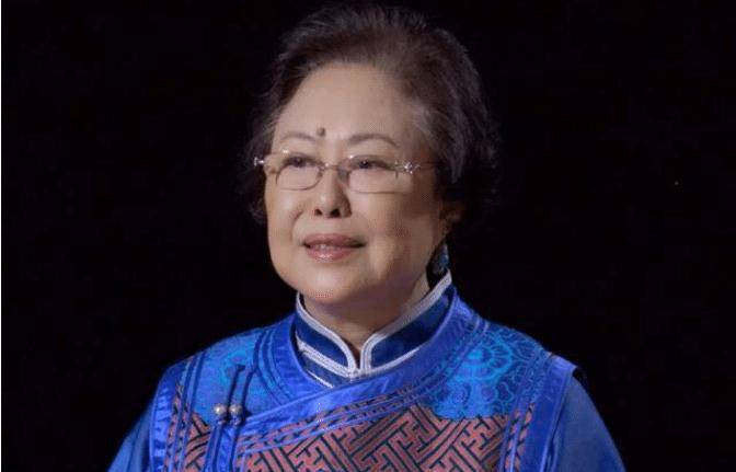 国内发财国外花的7位富豪,国内挣钱国外花的十大明星