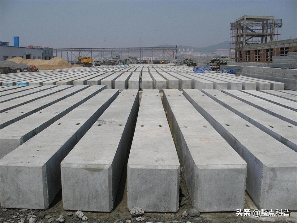 为啥往水泥里加砂浆,白糖能阻止水泥硬化这是真的吗