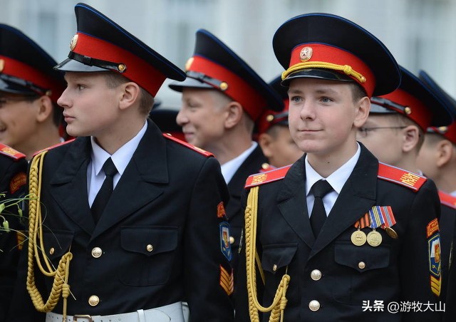 俄乌战争凸显前三名军力差距,俄乌爆发开战以来最猛烈炮战